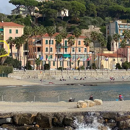 Oneglia Coast 公寓 因佩里亚