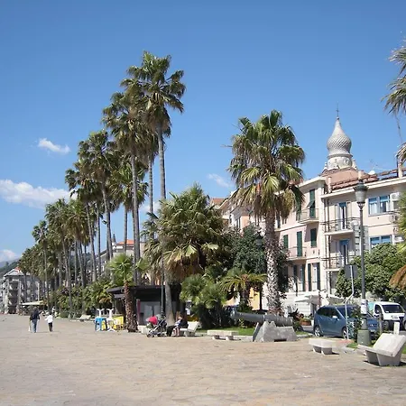شقة Oneglia Coast