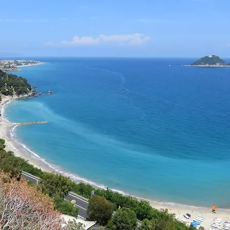 Oneglia Coast 因佩里亚
